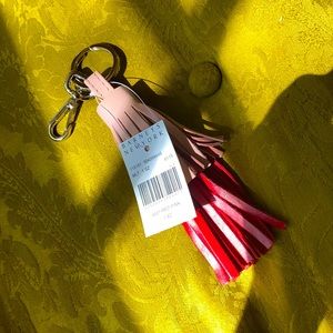 😍Barneys NEW YORK TASSEL Keychain Key Ring Holder